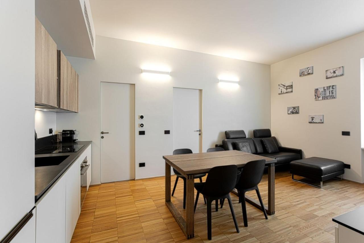 Easylife - Moderno Bilocale In Zona Porta Romana Milan Luaran gambar