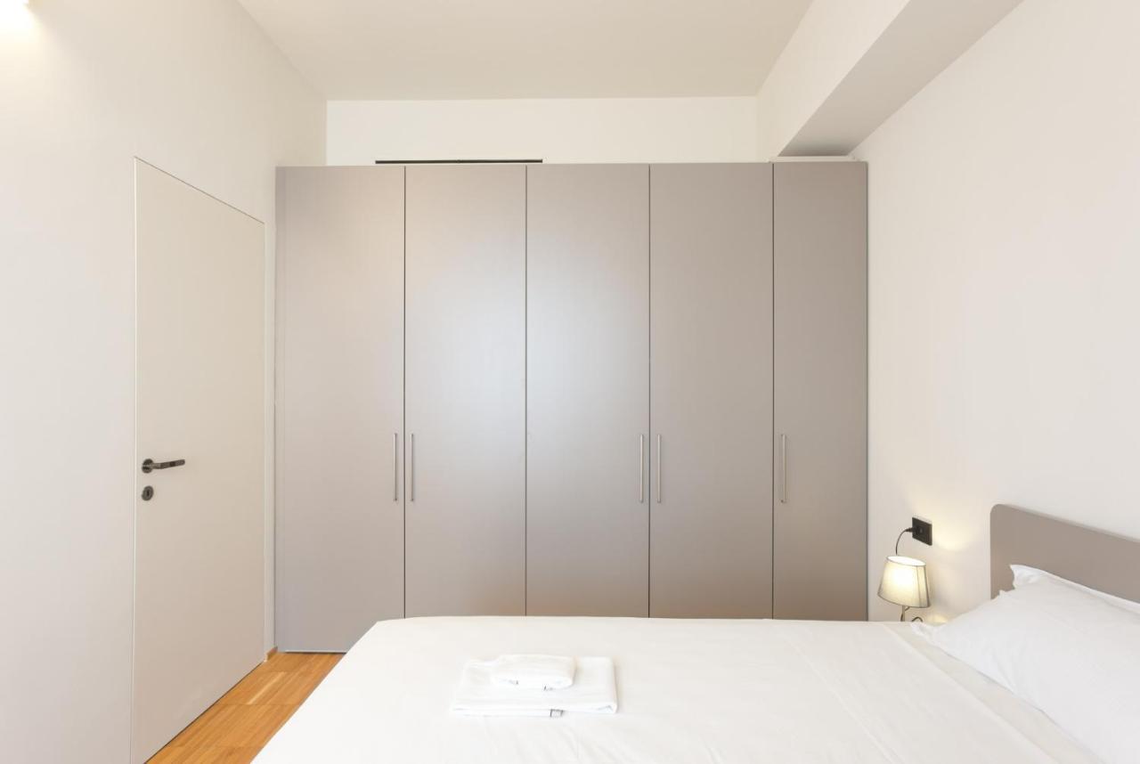 Easylife - Moderno Bilocale In Zona Porta Romana Milan Luaran gambar